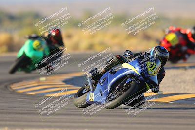 media/Nov-19-2023-CVMA (Sun) [[1f3d1b7ccb]]/Race 17 Amateur Supersport Middleweight/